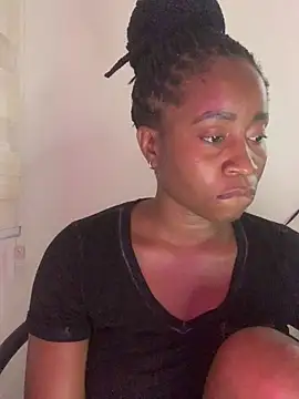 MISSMAYSROOM: απευθείας συνομιλία ΧΧΧ