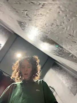 Chat +18 de RinaMood ao vivo