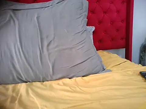 Chat XXX en directo de TheSweetBerry