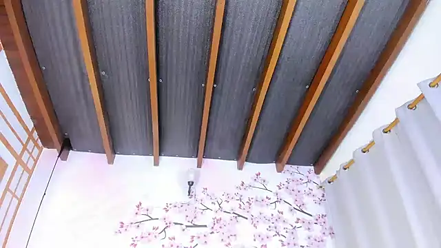 Laura_Torress' Live XXX Chat