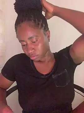 Živý XXX chat MISSMAYSROOM