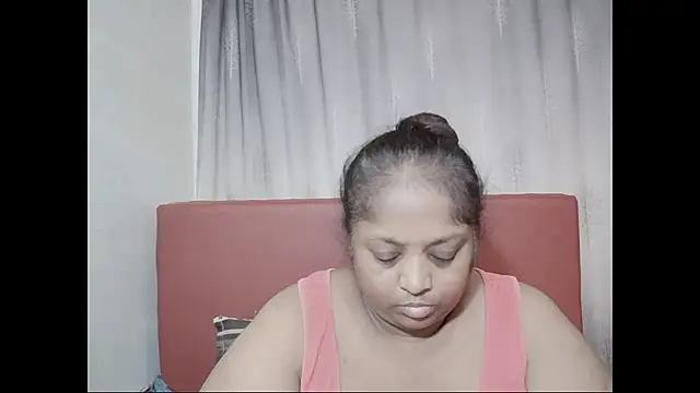 Indiantasha – webcam-show