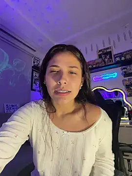 crystal_bunny7 Live XXX Chat