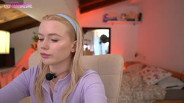 LexieLoree 即時 XXX 聊天