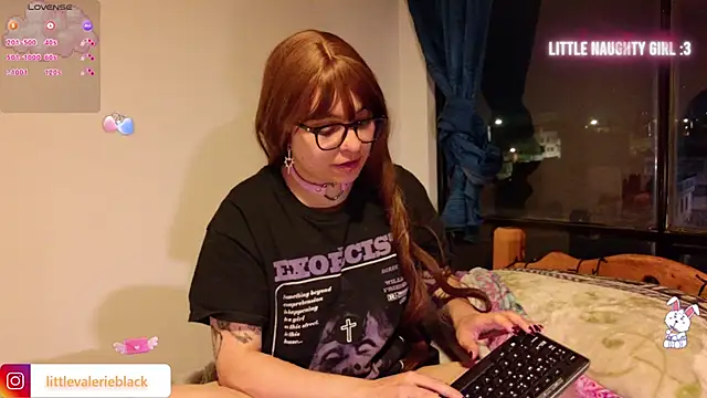 littlevalerie Live XXX-chat