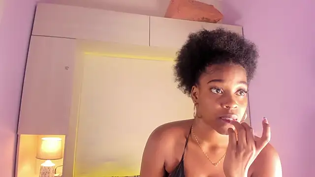 XXX chat uživo modela MaraBaker