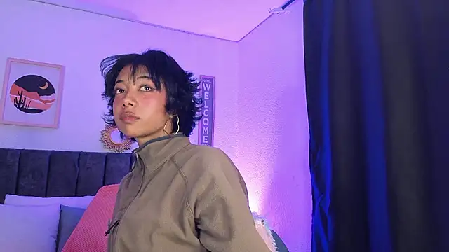 Jedah18: διαδικτυακό σόου στην κάμερα