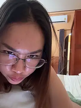 Ponthip Pertunjukan Webcam