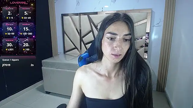 Maily_a_ Live XXX-Chat