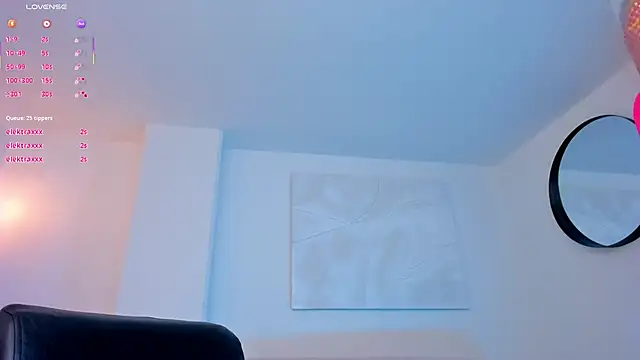 TaraLawrence Chat XXX live