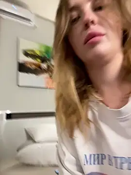 XXX chat uživo modela Nura_n_Sarah