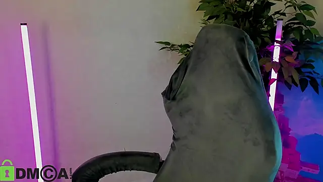 Mia_R0ss: απευθείας συνομιλία ΧΧΧ