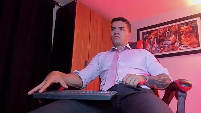 ALPHA_DOMINUS_ Adlı Modelin Canlı XXX Sohbeti