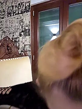 kylie_blck: онлайн-секс-чат