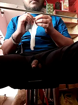 RaiStarrrr0-9 网络视讯表演