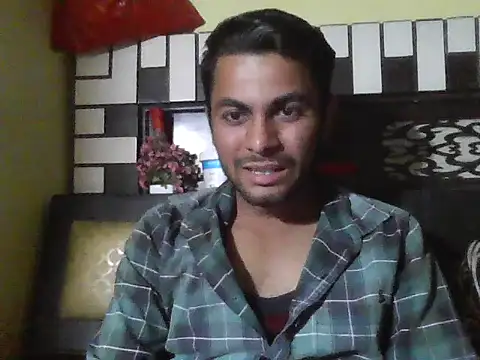 Stubborndesiboy Show in webcam