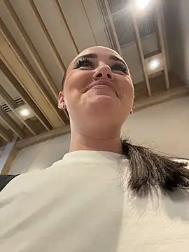 KiraSunshine live XXX chat