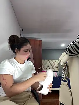 دردشة lana_rousse01 الجنسية المباشرة