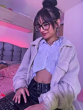 Chat XXX Live _Lucycherry