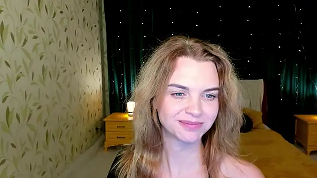 LunaFlinn Live XXX Chat