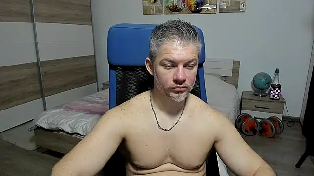 RobbyShawz: онлайн-секс-чат