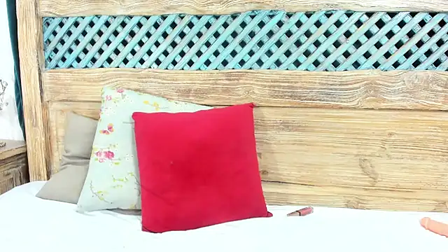 Cassandra_Armani: онлайн-секс-чат