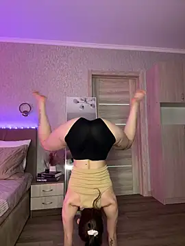 Chat XXX ao vivo de LuxBrunette_