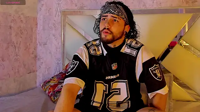 دردشة Benny_and_Mark الجنسية المباشرة