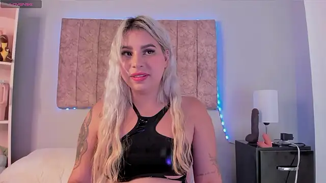 Онлайн чат XXX naomi_sanz