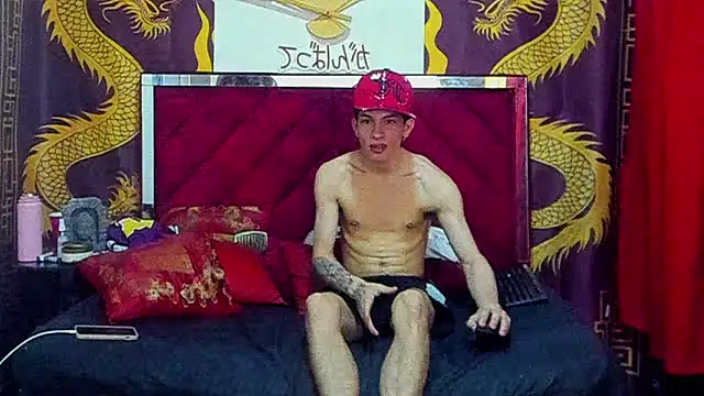 Pride_couple Adlı Modelin Web Kamerası Şovu