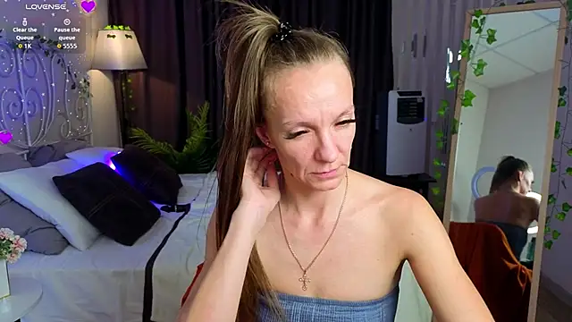 Jesica_mooon: онлайн-секс-чат