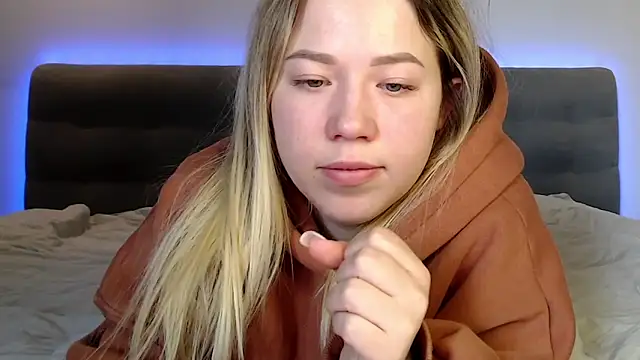 Chat XXX en directo de Embersweetbunny