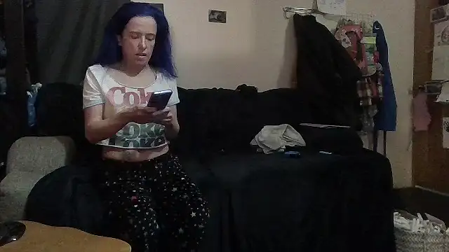 Tinylilred Show in webcam