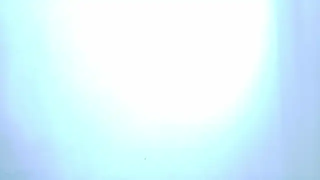 Chat XXX en directo de RiriiBrunette__