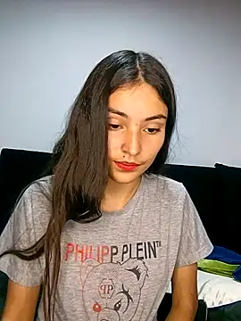 hotwife26 élő XXX-chatje