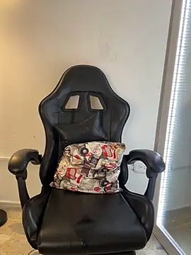 _Bella_7のライブXXXチャット