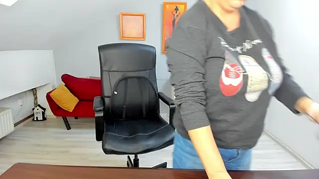 LollaGirln Live XXX chat