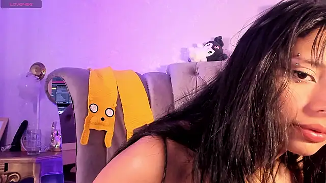 Seren_Bleck Chat XXX in diretta