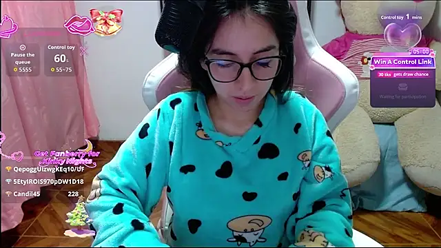 دردشة Maggie_Fox3 الجنسية المباشرة