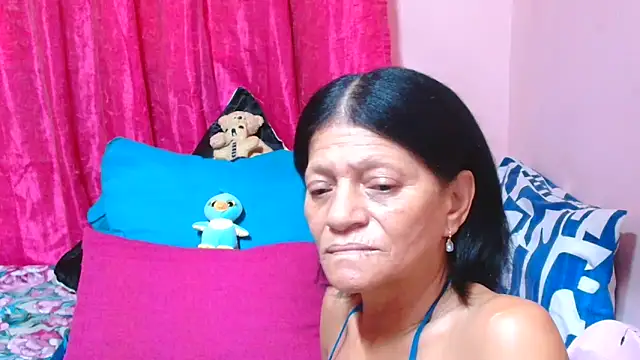 Živý XXX chat SLUTTYROXY