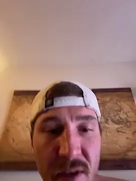 Dozercockweed: διαδικτυακό σόου στην κάμερα