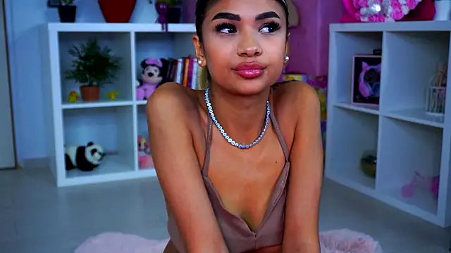 AshaYuva: онлайн-секс-чат