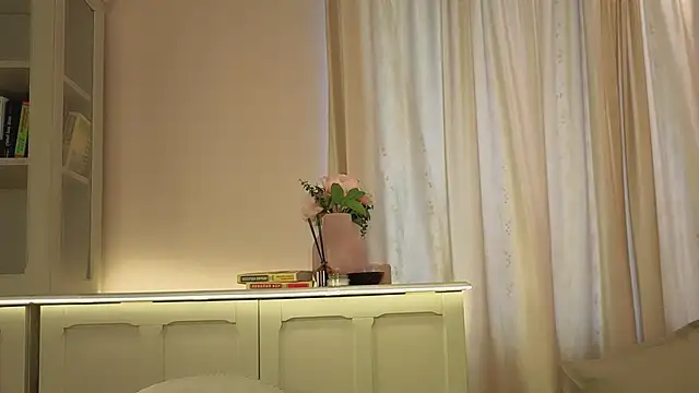 Alisia_Mars: онлайн-секс-чат