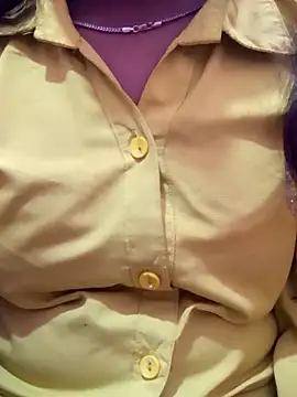 Mynidhiji: онлайн-секс-чат