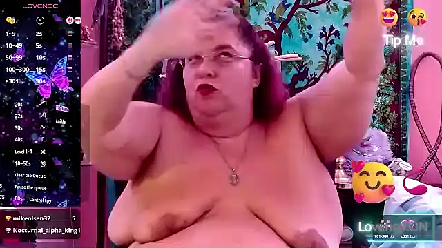 lil-gemini-hippy: онлайн-секс-чат