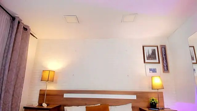 JenniferAuriston: онлайн-секс-чат