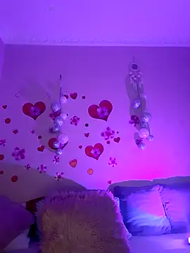 BellaBellaHot: онлайн-секс-чат