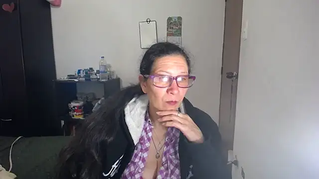 latin49: онлайн-секс-чат