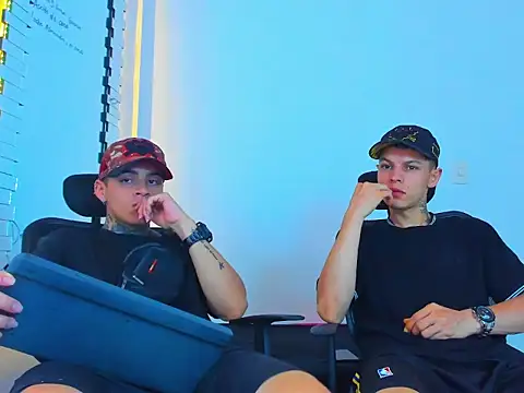 Thomas-Wil webcam show