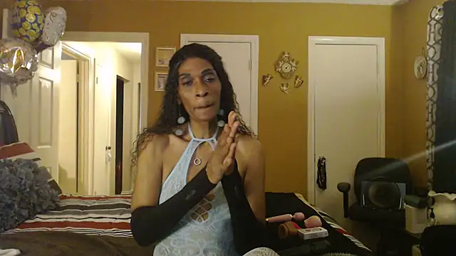 DivatheSnakecharmer Live XXX-chat